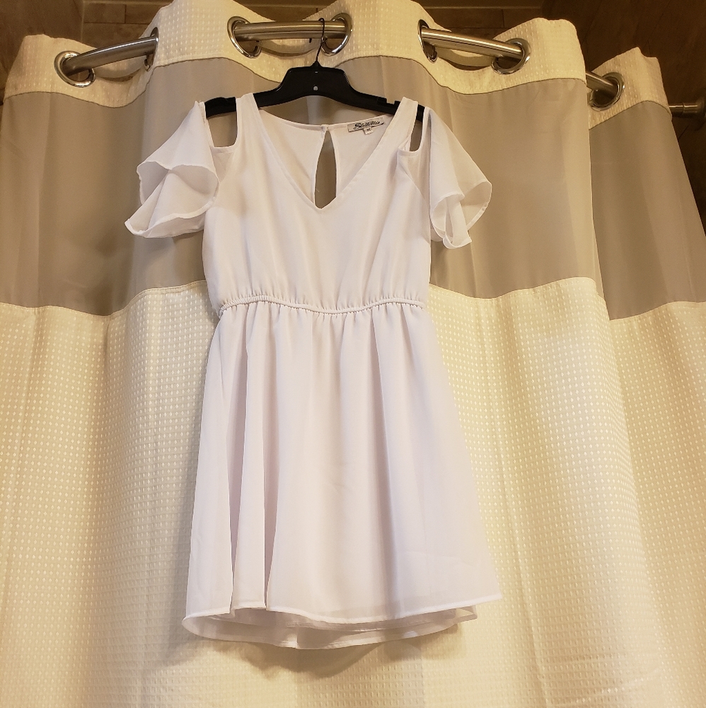 Stilettos white mini dress
